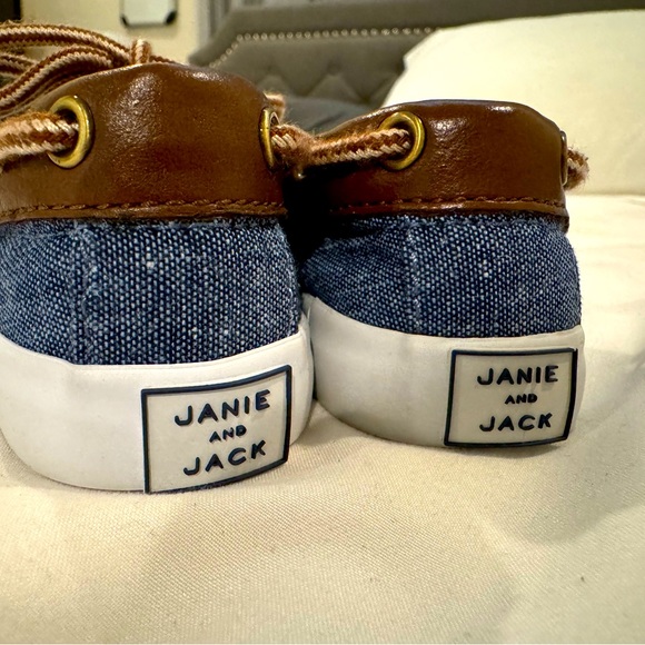 Janie & Jack Baby shoes - Picture 1 of 4